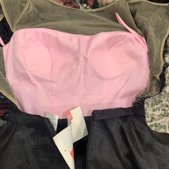 Mon Cheri fit flare midi cap sleeves pink black lace dress - Picture 9 of 9